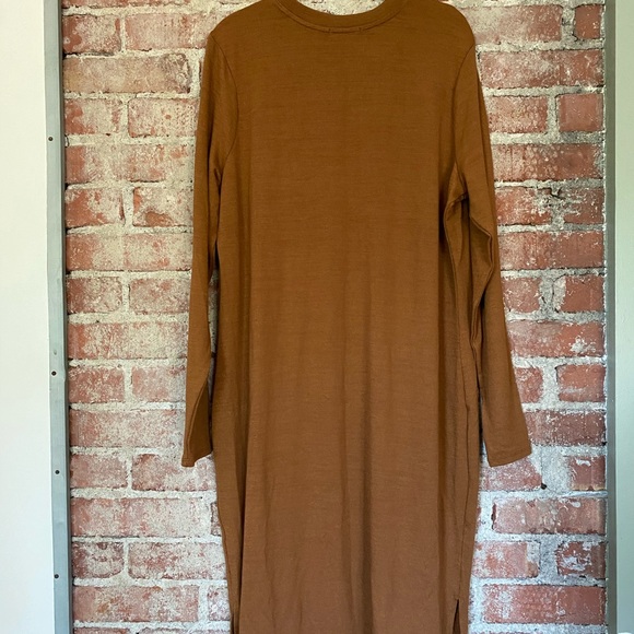 Prologue Dress - Picture 3 of 3